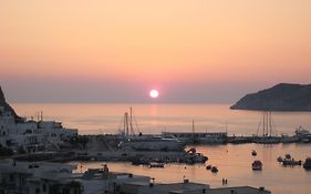 Ξενοδοχείο Μυρτώ